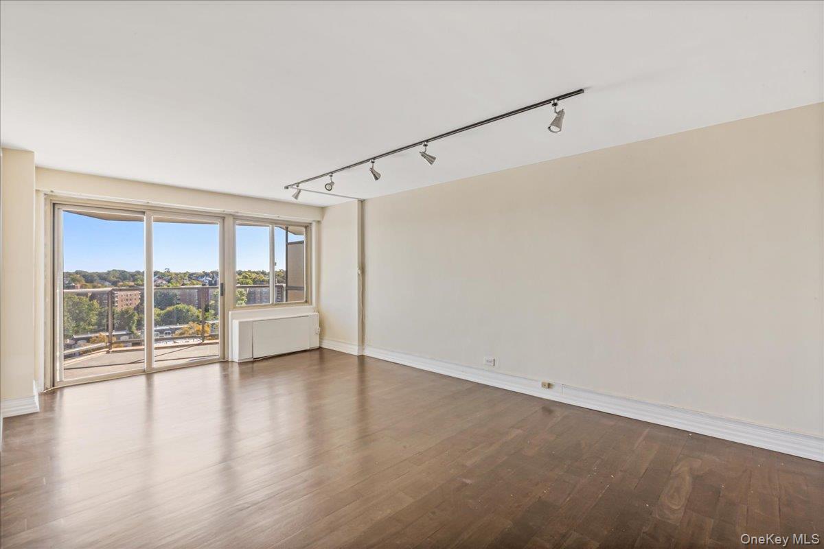 18-15 215th Street # 10 P, Bayside, NY 11360