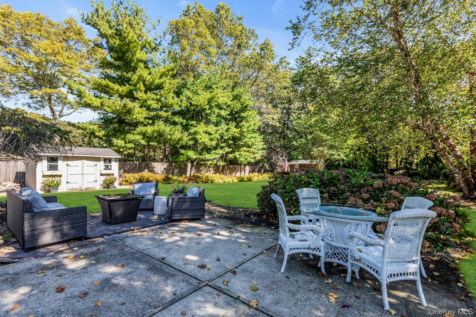 185 14th Avenue, Holtsville, NY 11742