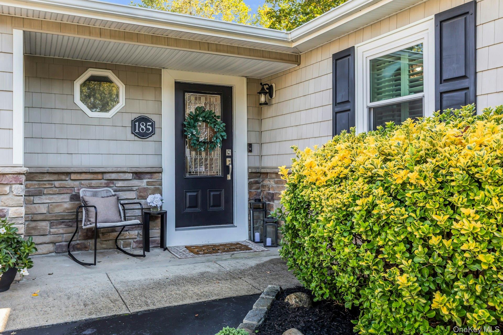 185 14th Avenue, Holtsville, NY 11742