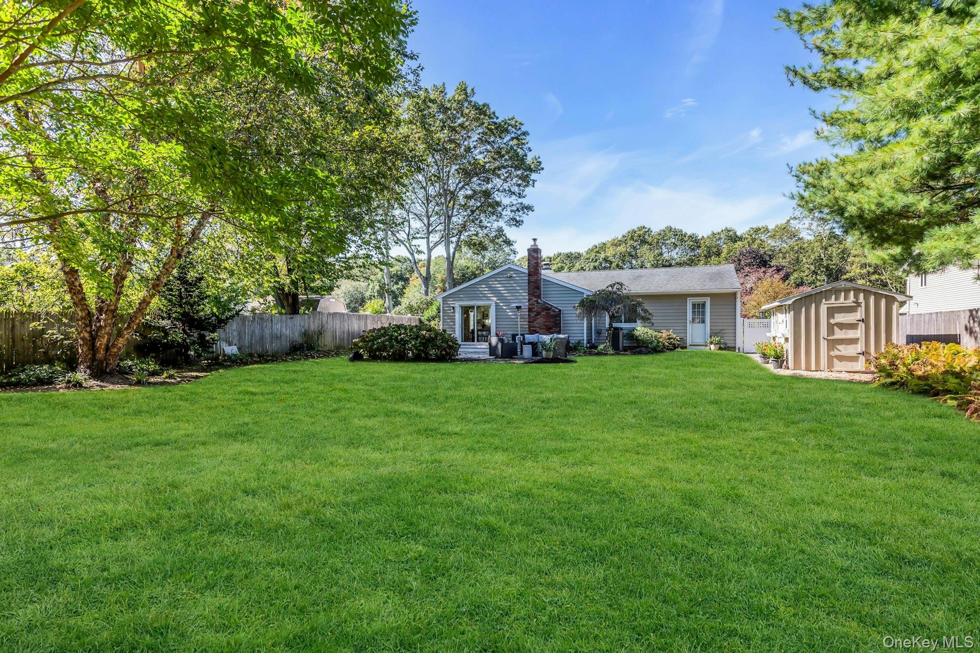 185 14th Avenue, Holtsville, NY 11742