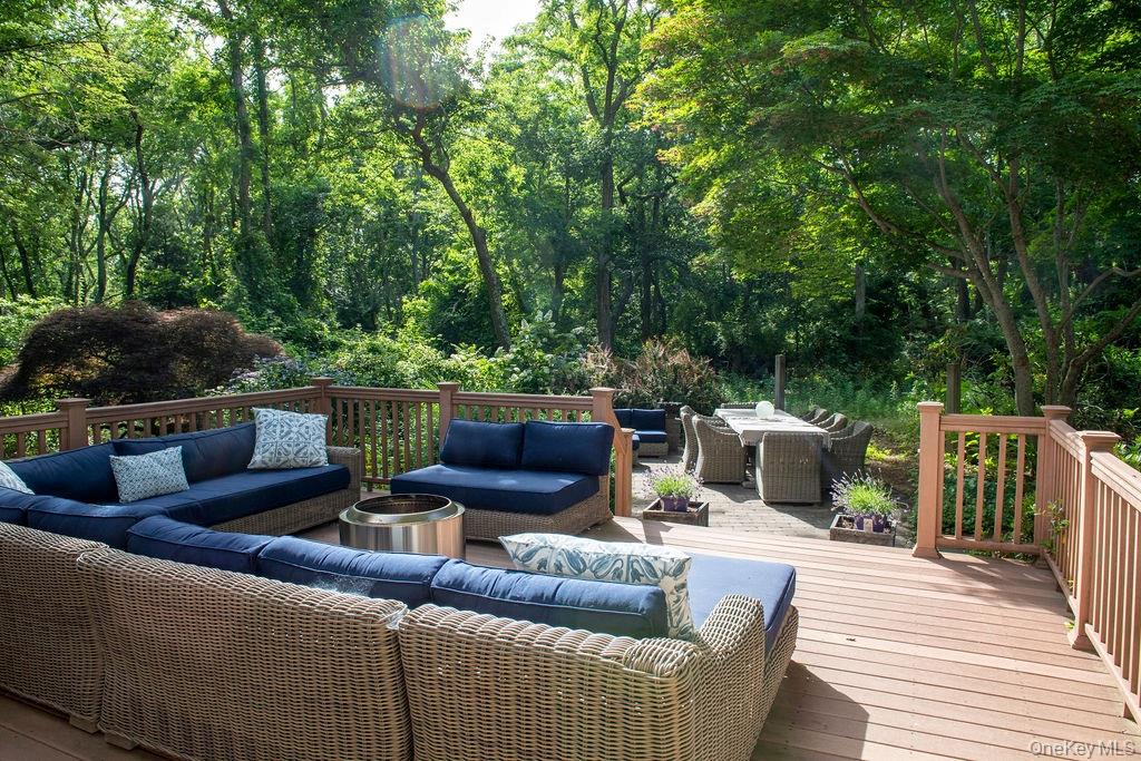 1045 Wagon Wheel Lane, Cutchogue, NY 11935