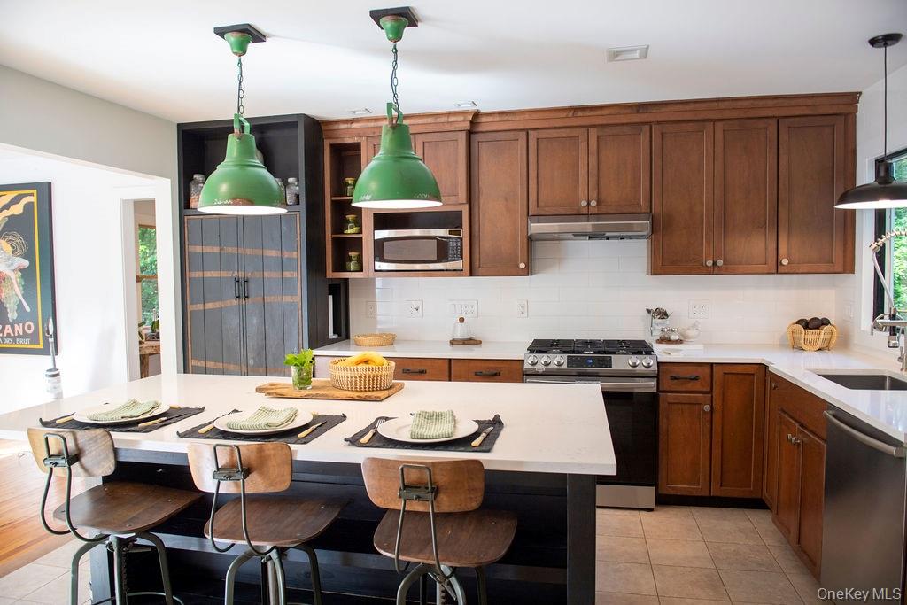 1045 Wagon Wheel Lane, Cutchogue, NY 11935