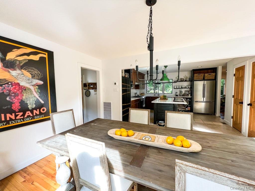 1045 Wagon Wheel Lane, Cutchogue, NY 11935