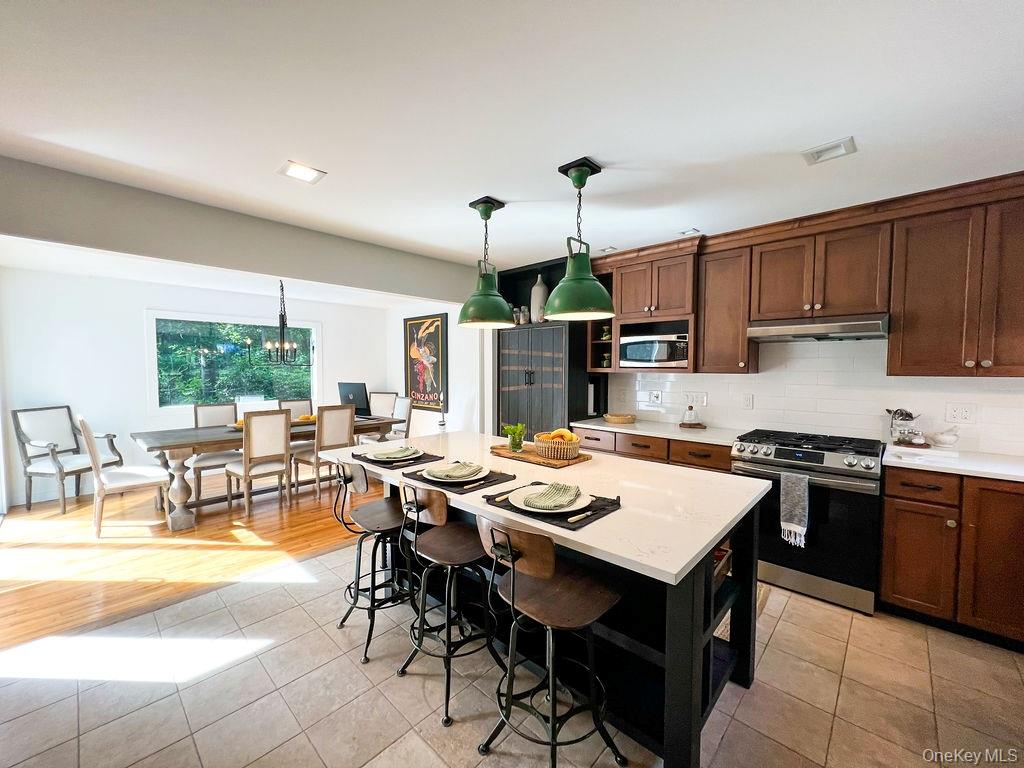 1045 Wagon Wheel Lane, Cutchogue, NY 11935