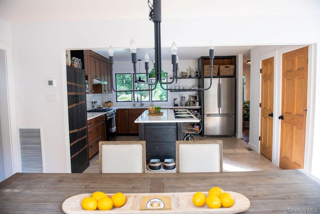 1045 Wagon Wheel Lane, Cutchogue, NY 11935