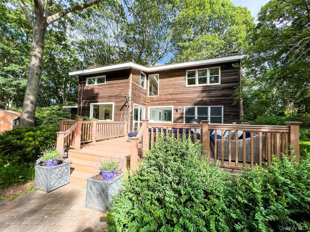 1045 Wagon Wheel Lane, Cutchogue, NY 11935