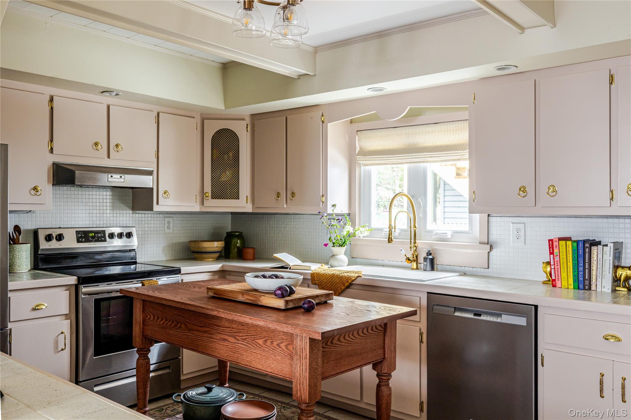 306 E Chester Street, Kingston, NY 12401