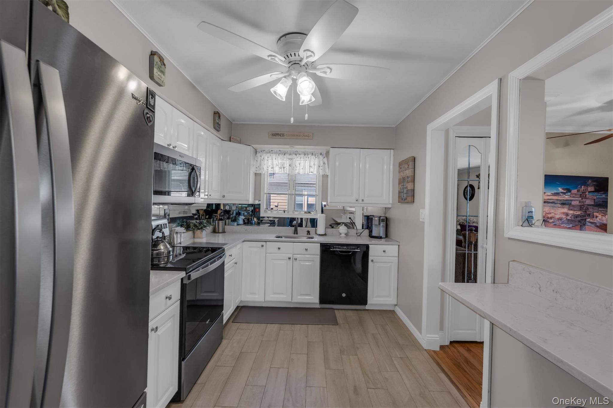 316 Vanderbilt Boulevard, Oakdale, NY 11769