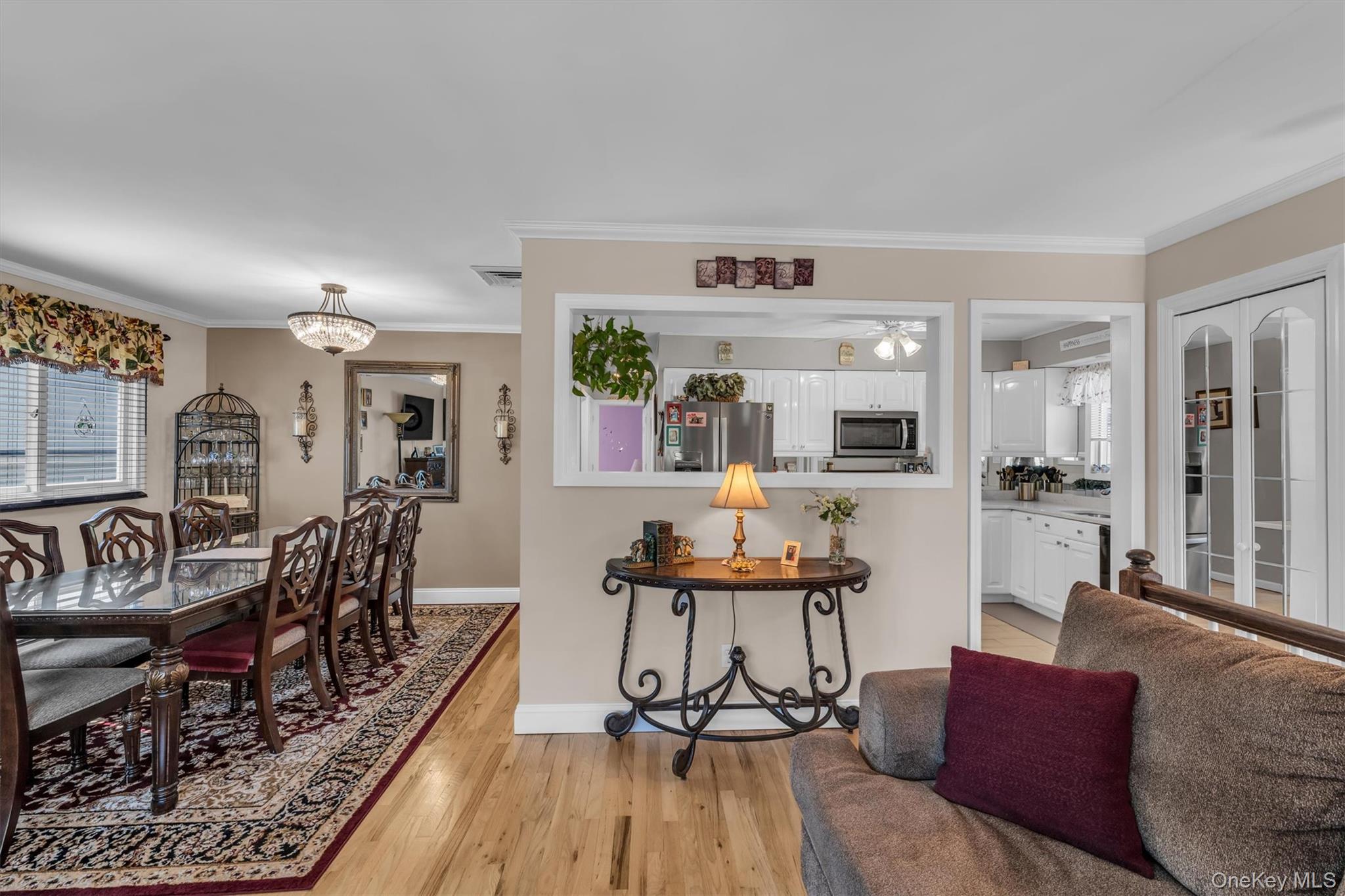 316 Vanderbilt Boulevard, Oakdale, NY 11769