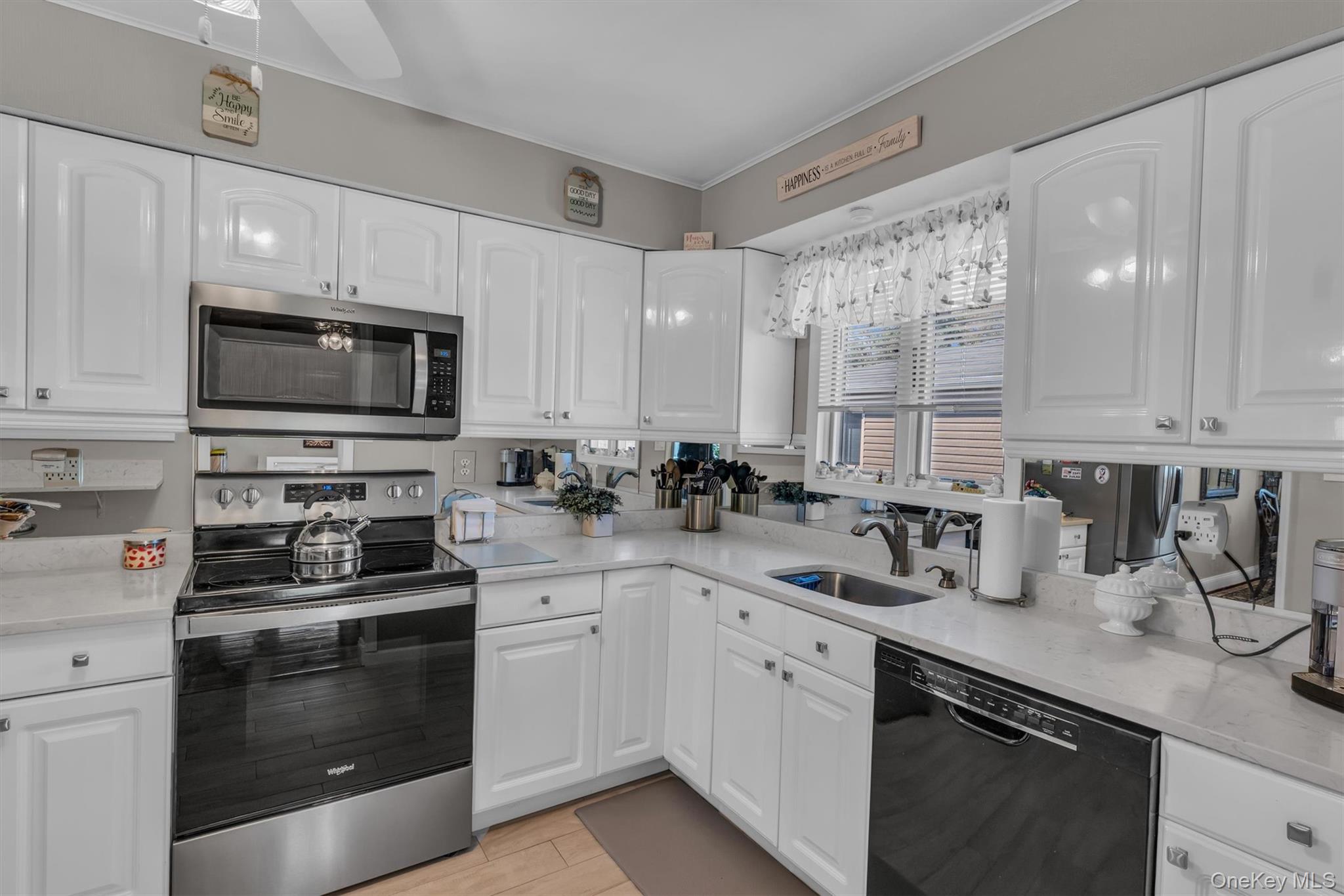 316 Vanderbilt Boulevard, Oakdale, NY 11769