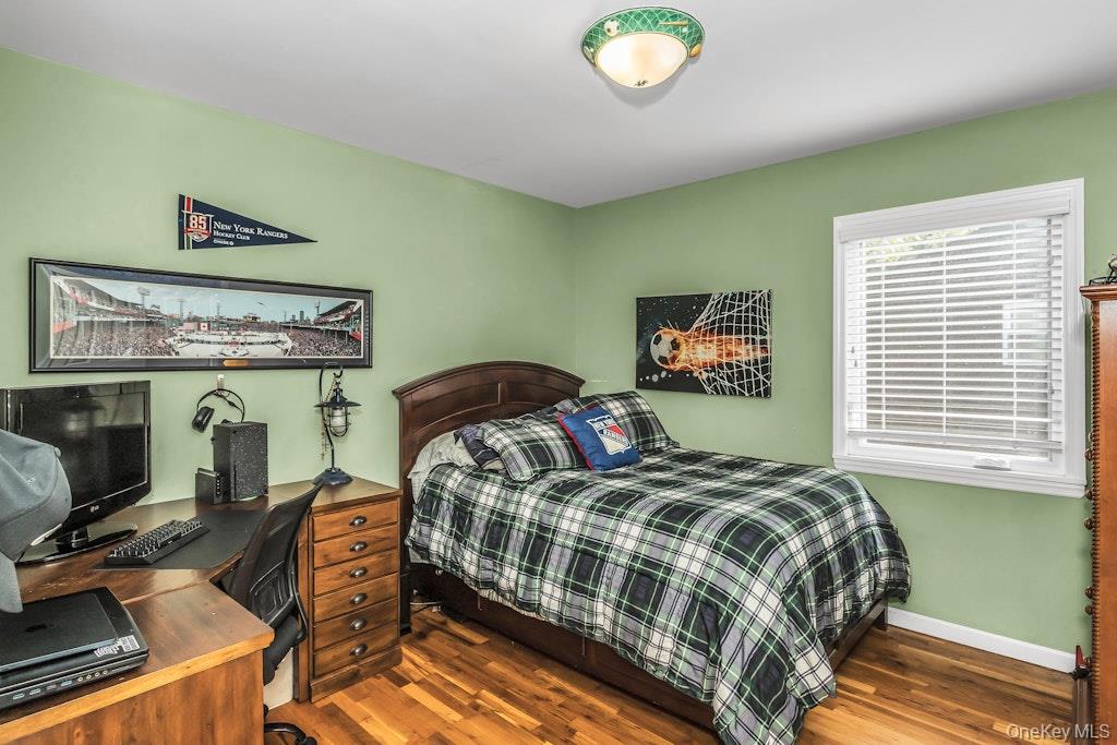 159 Soundview Drive, Port Washington, NY 11050