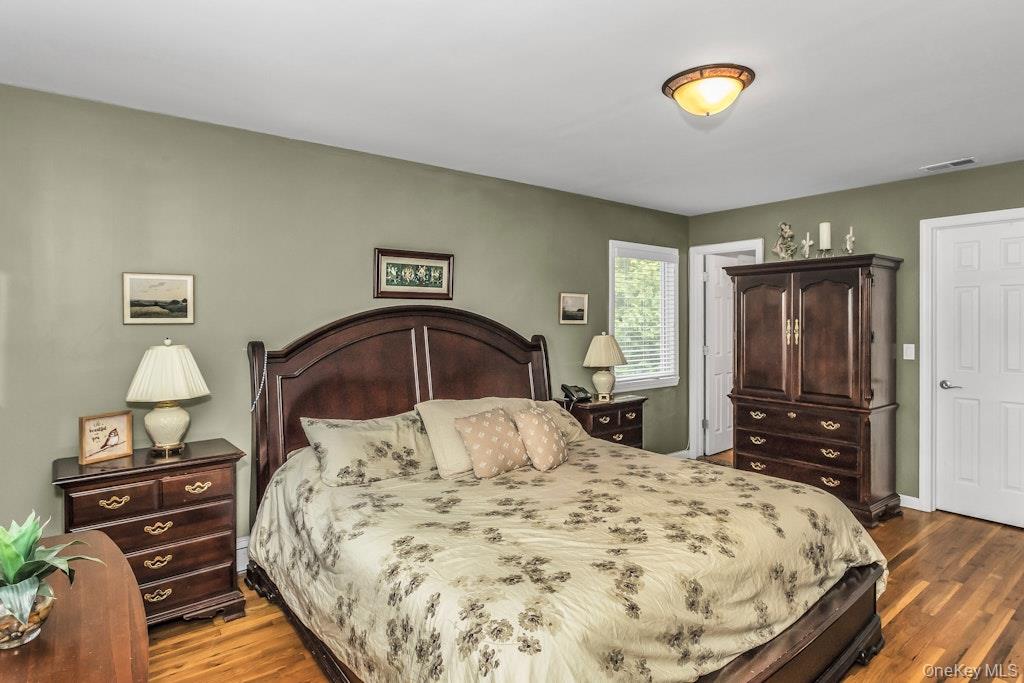 159 Soundview Drive, Port Washington, NY 11050