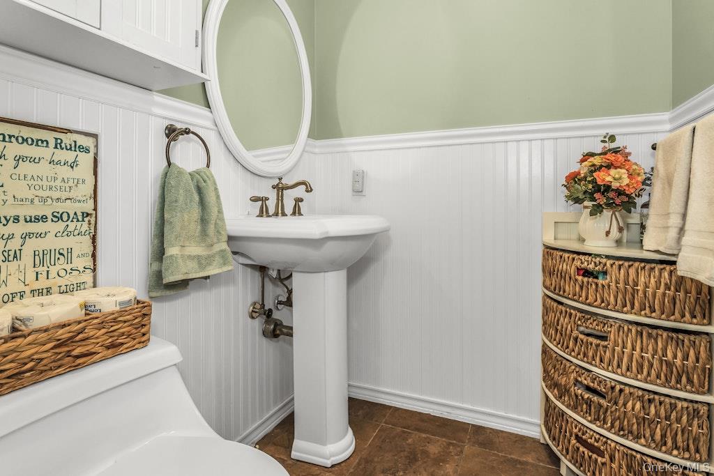 159 Soundview Drive, Port Washington, NY 11050