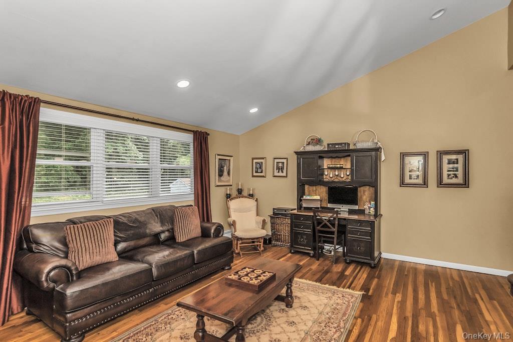 159 Soundview Drive, Port Washington, NY 11050