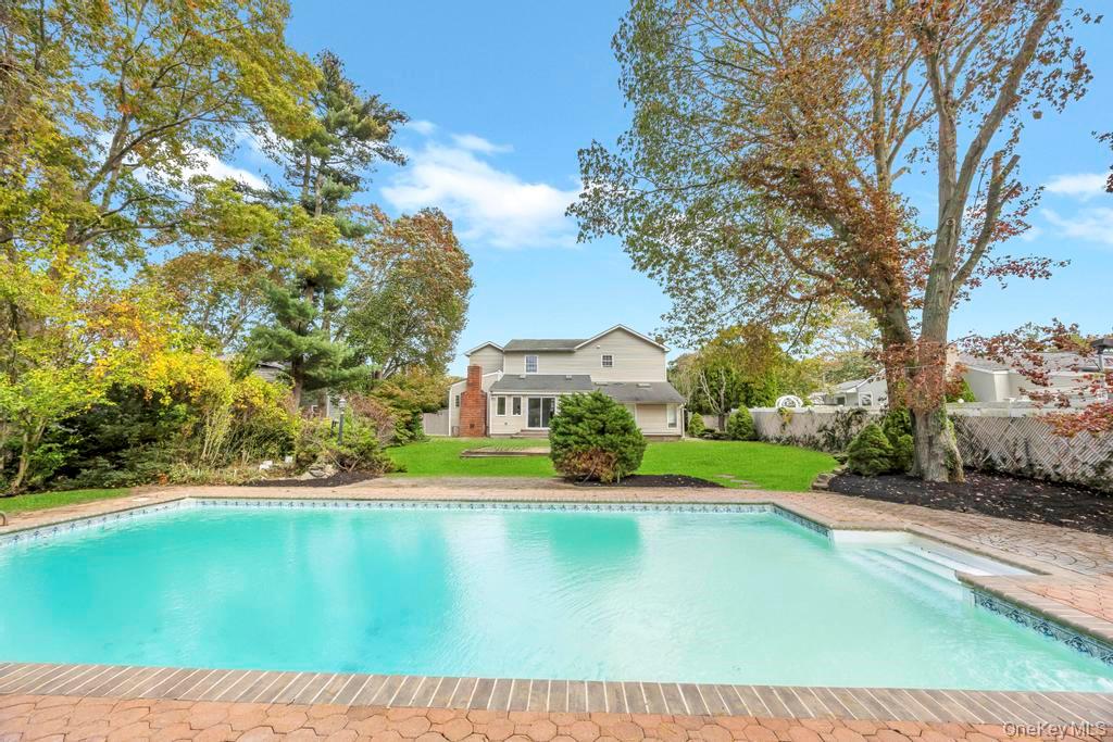 106 Southern Boulevard, Hauppauge, NY 11788