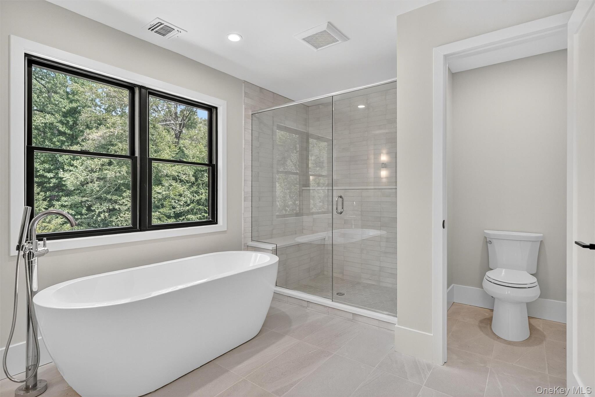 9 Flanders Lane, Cortlandt Manor, NY 10567