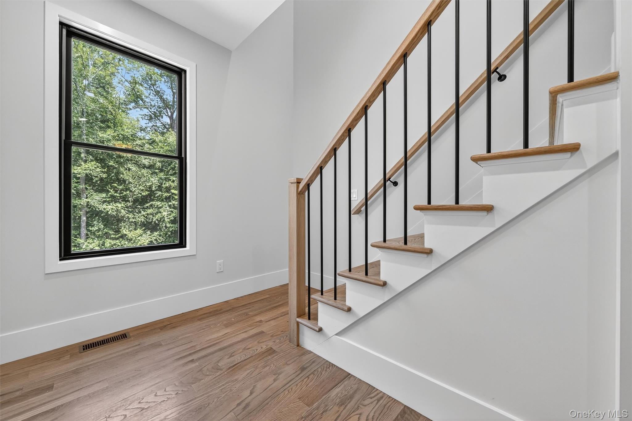 9 Flanders Lane, Cortlandt Manor, NY 10567