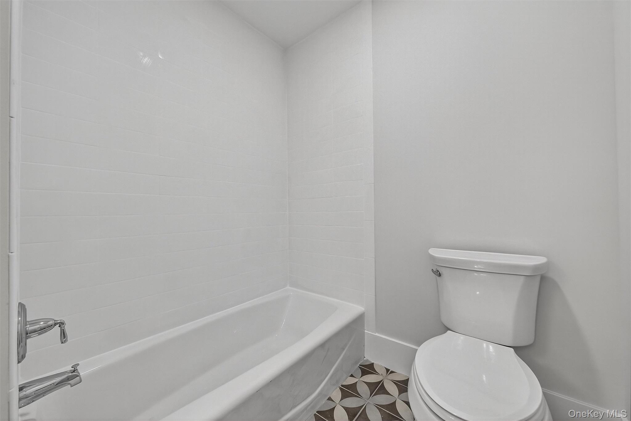 9 Flanders Lane, Cortlandt Manor, NY 10567