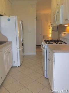 27110 Grand Central Parkway # 2E, Floral Park, NY 11005