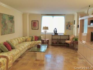 27110 Grand Central Parkway # 2E, Floral Park, NY 11005
