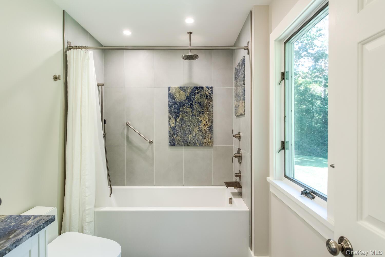 10 Glen View Drive, Red Hook, NY 12571