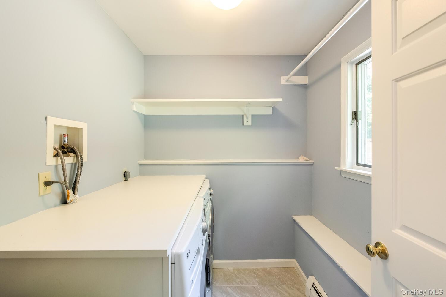 10 Glen View Drive, Red Hook, NY 12571