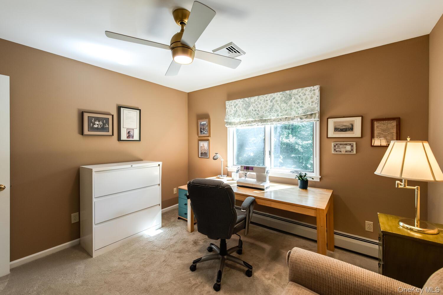 10 Glen View Drive, Red Hook, NY 12571