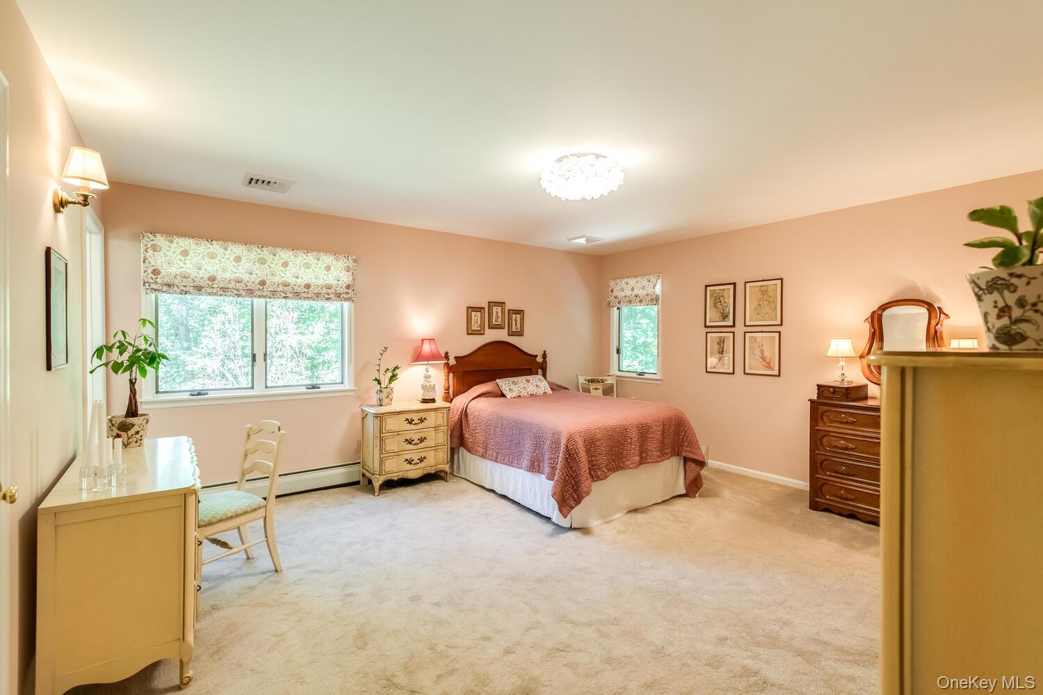 10 Glen View Drive, Red Hook, NY 12571