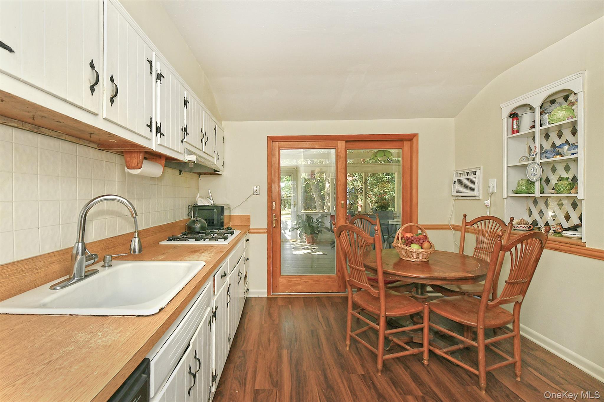 80 Marie Crescent, Commack, NY 11725