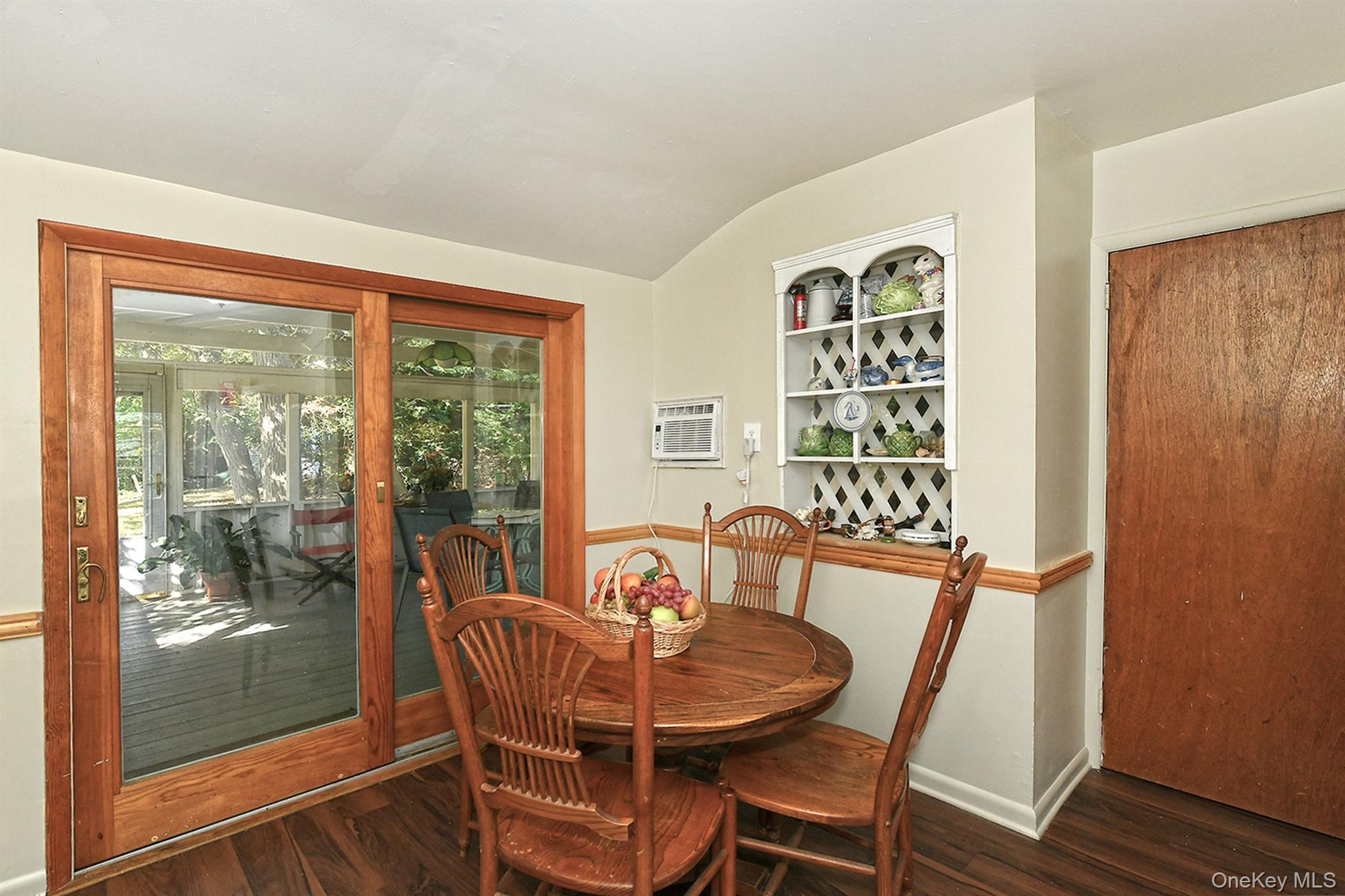 80 Marie Crescent, Commack, NY 11725