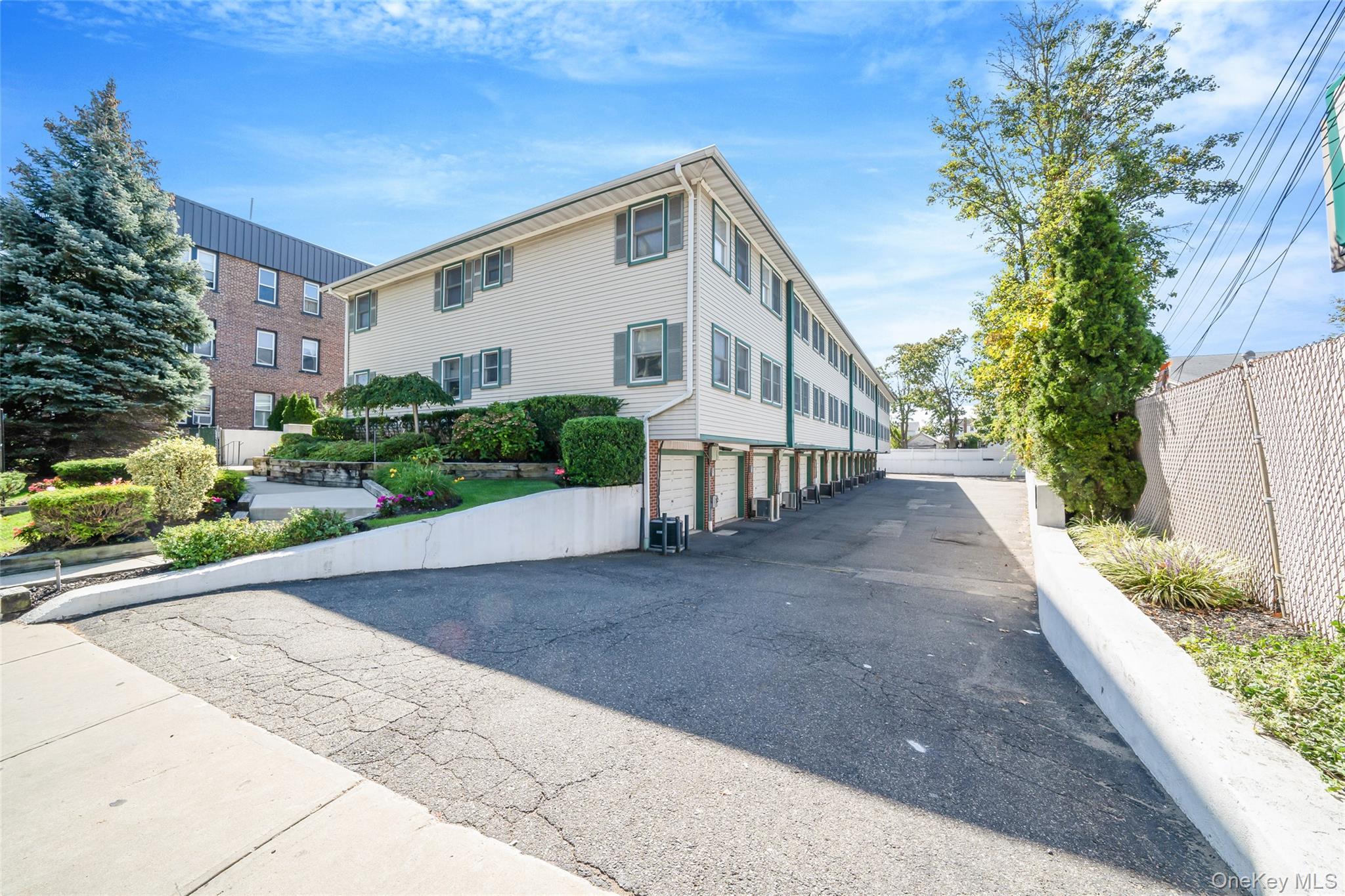 183 Atlantic Avenue # 2, Lynbrook, NY 11563