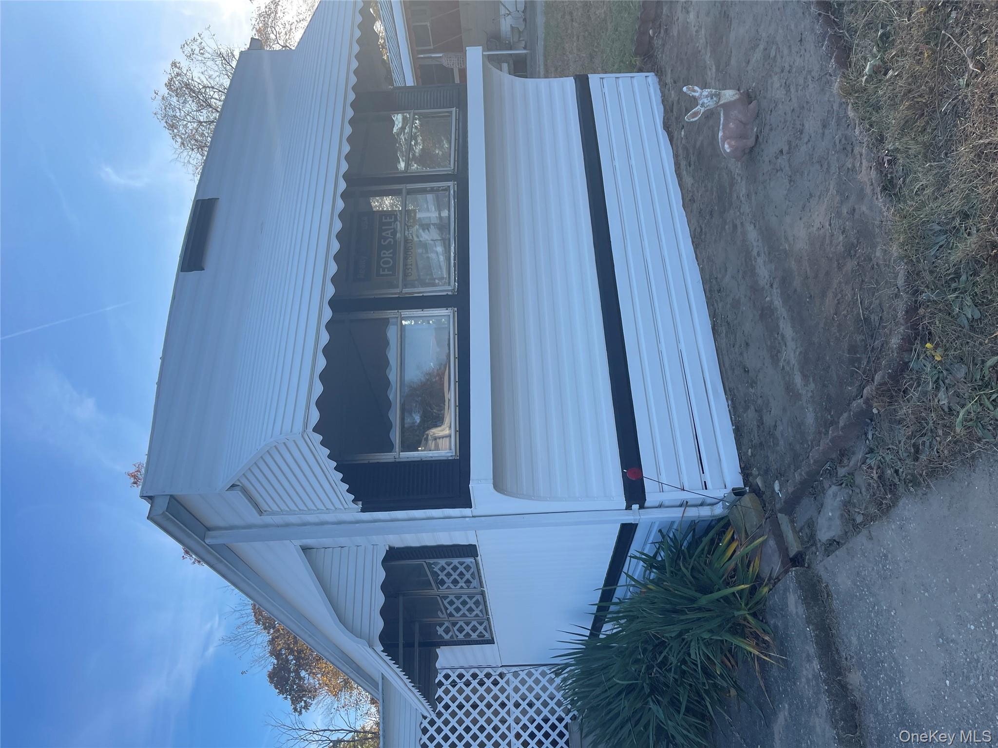 1661 Old Country Road # 308, Riverhead, NY 11901