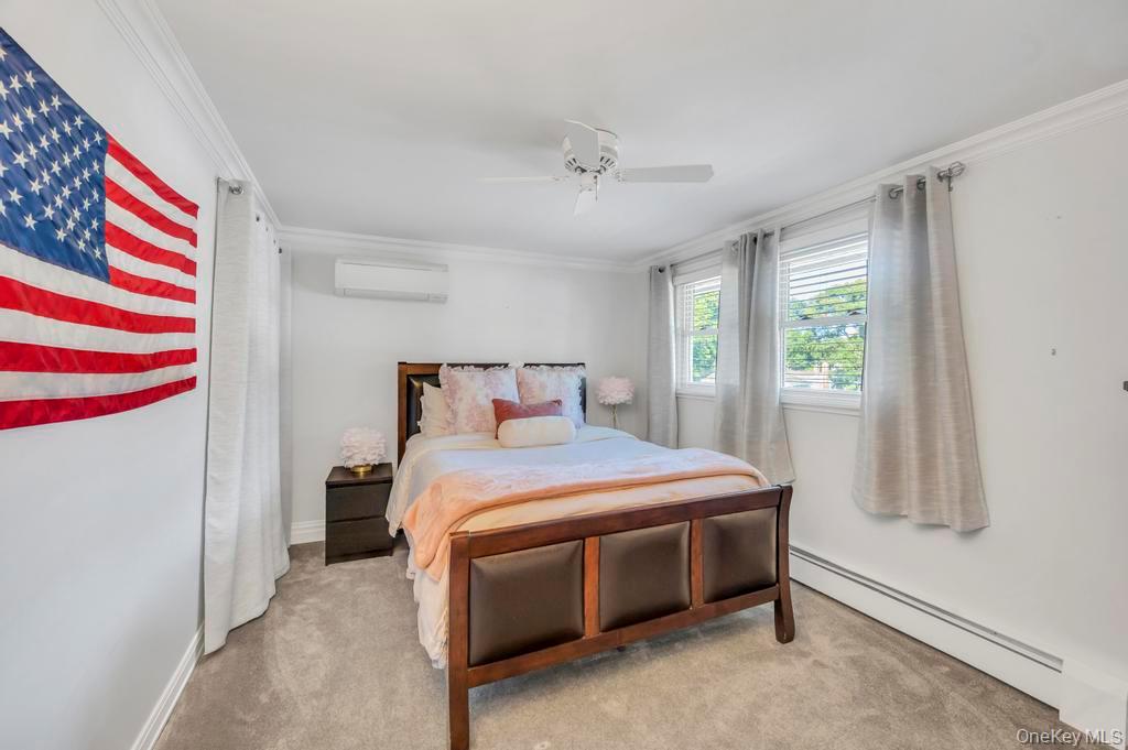 20 Peak Street, Ronkonkoma, NY 11779