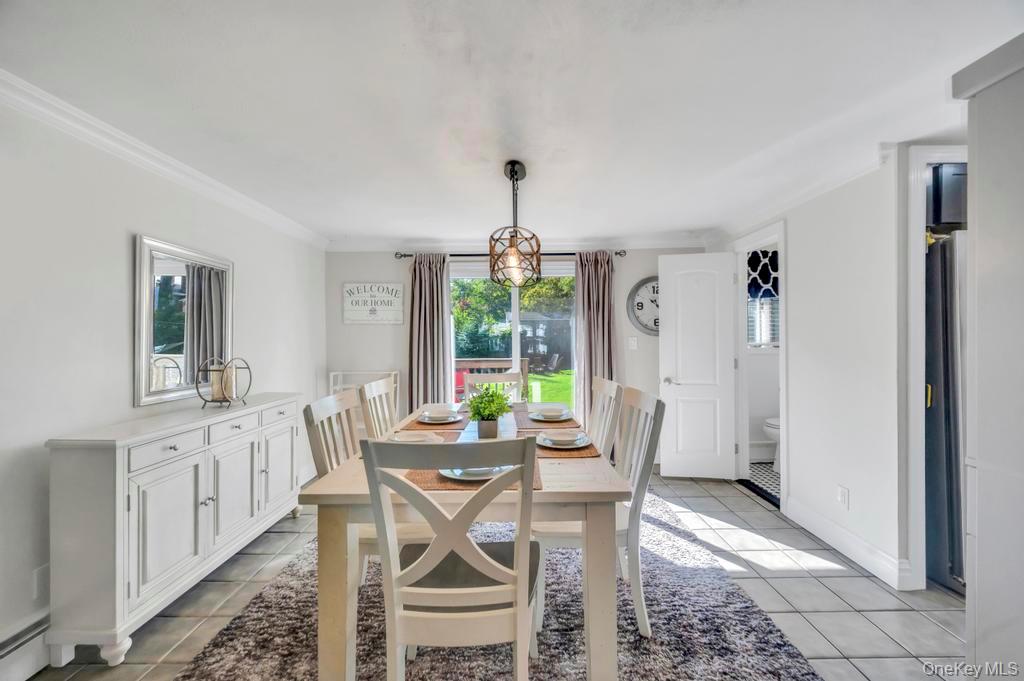 20 Peak Street, Ronkonkoma, NY 11779