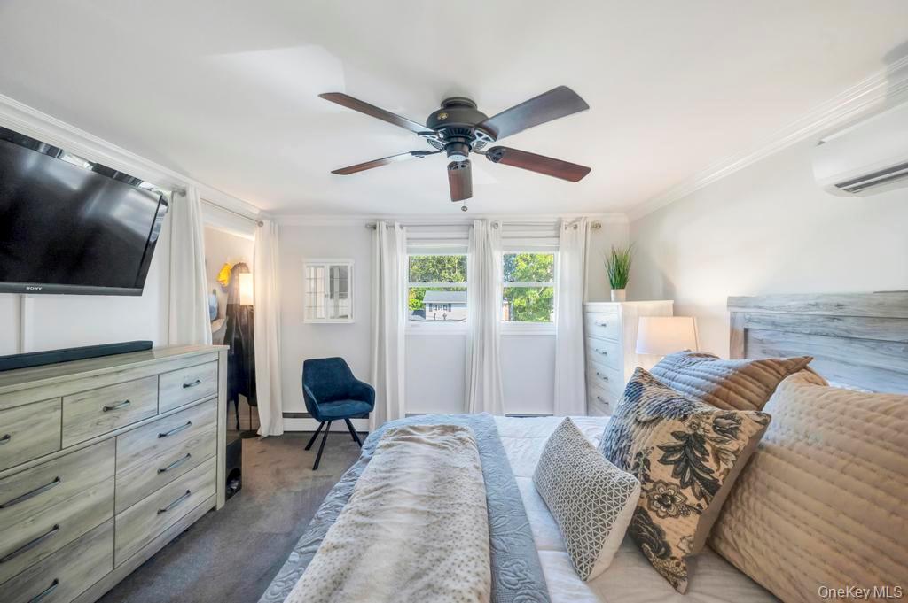 20 Peak Street, Ronkonkoma, NY 11779