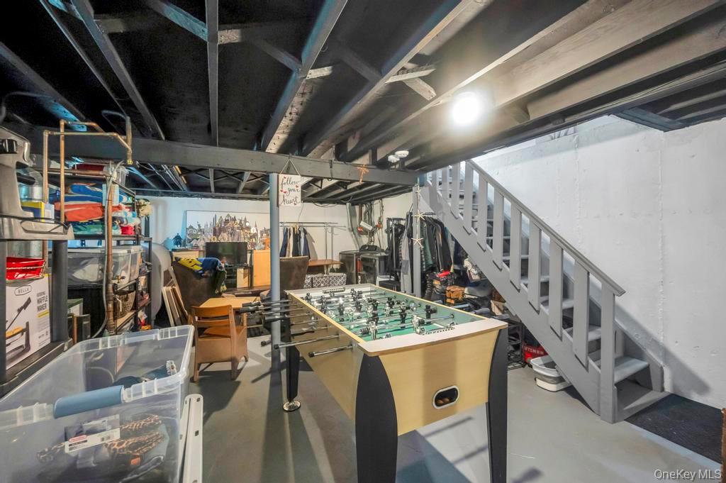 20 Peak Street, Ronkonkoma, NY 11779