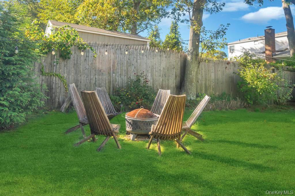 20 Peak Street, Ronkonkoma, NY 11779