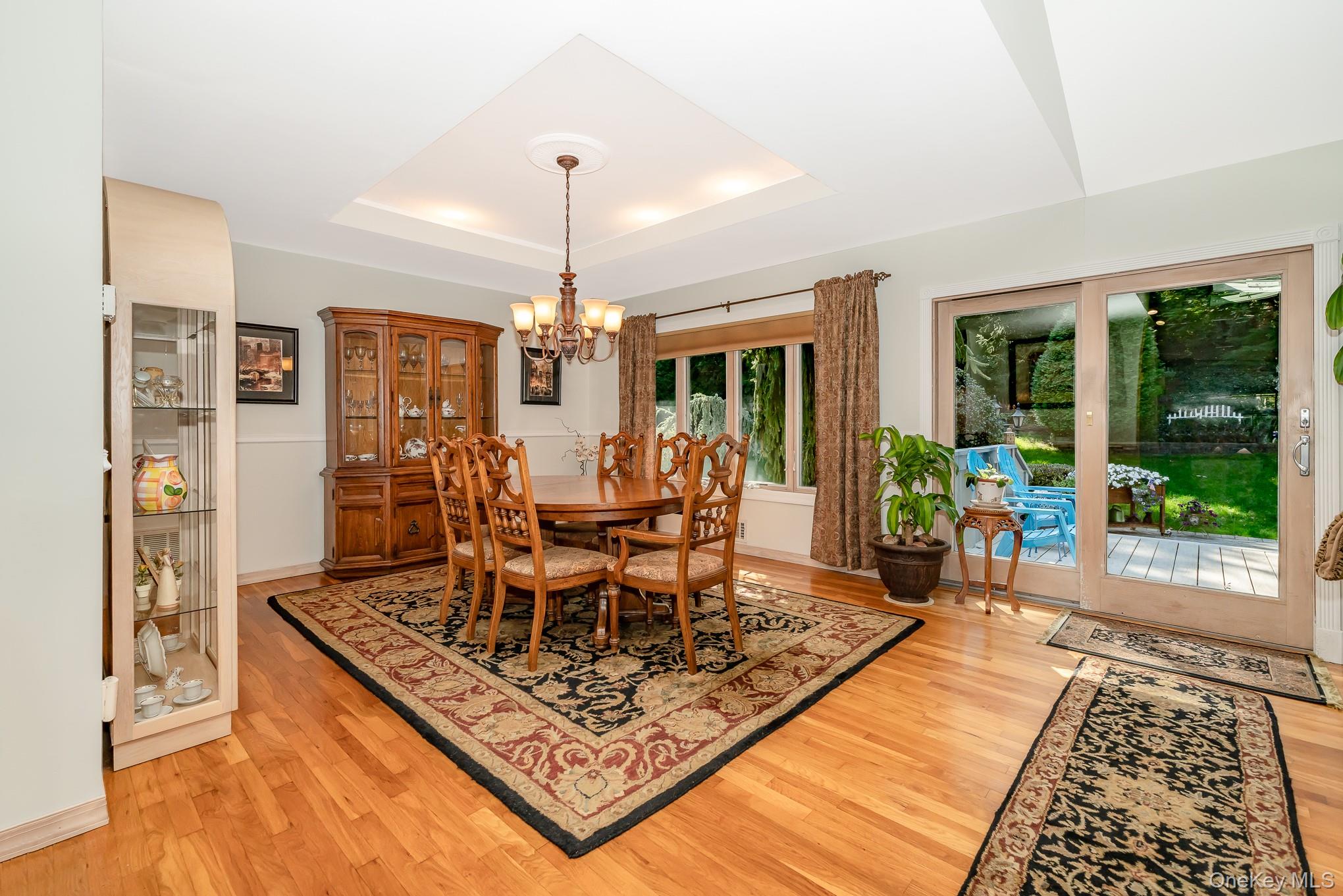 48 Glenwood Drive, Hauppauge, NY 11788