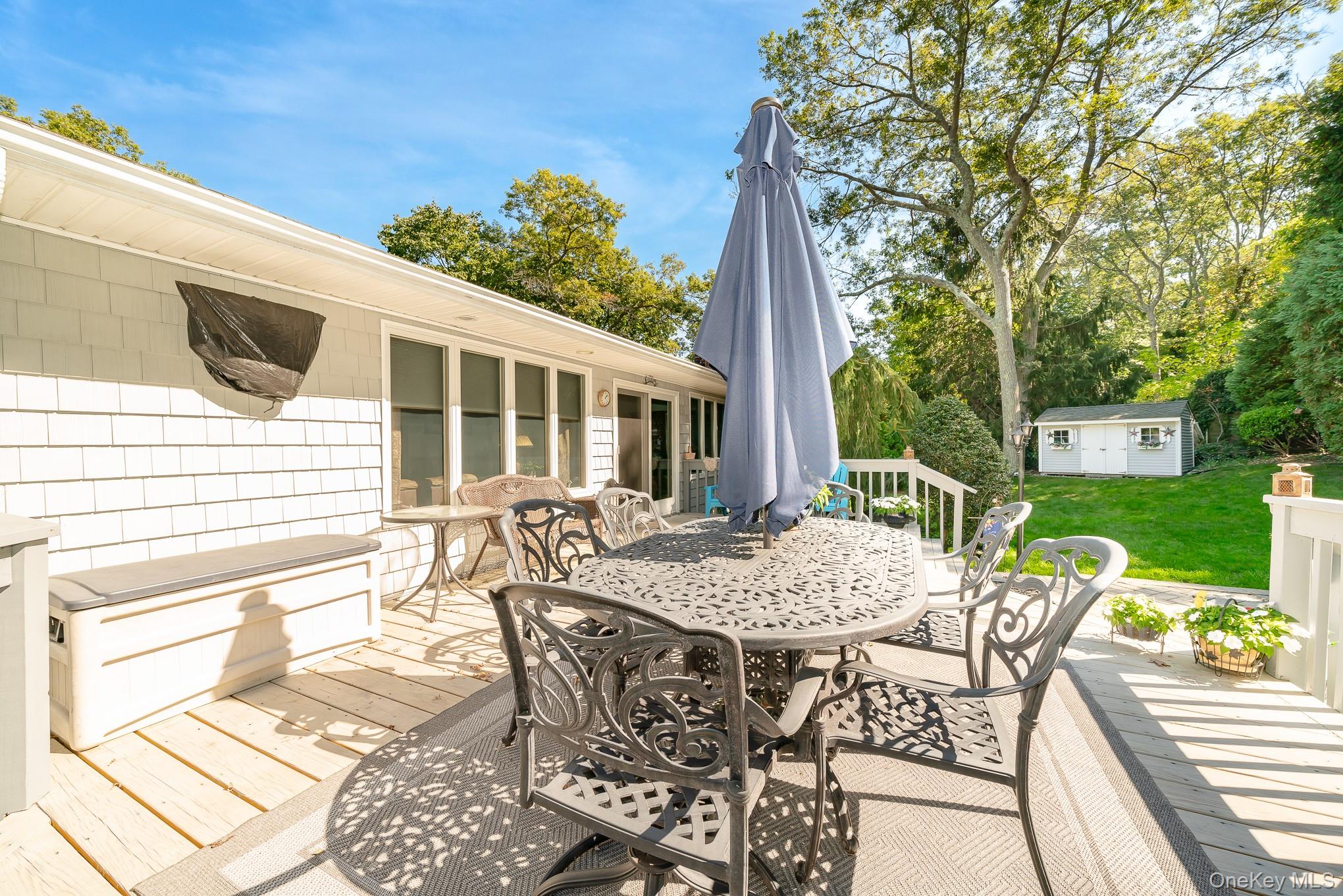 48 Glenwood Drive, Hauppauge, NY 11788