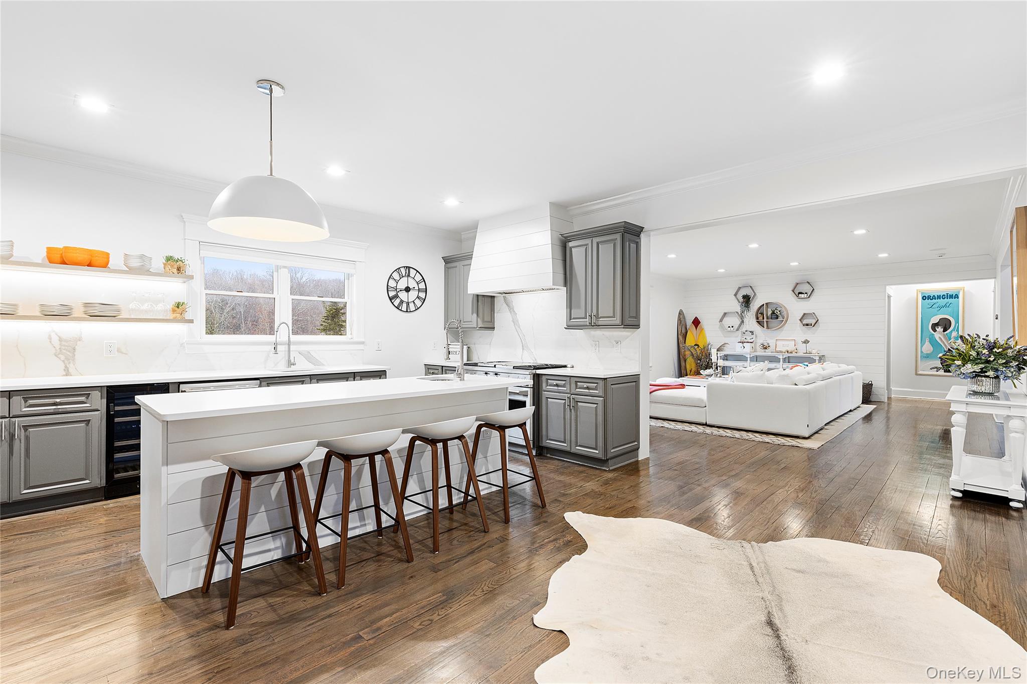 1106 N Sea Road, Southampton, NY 11968