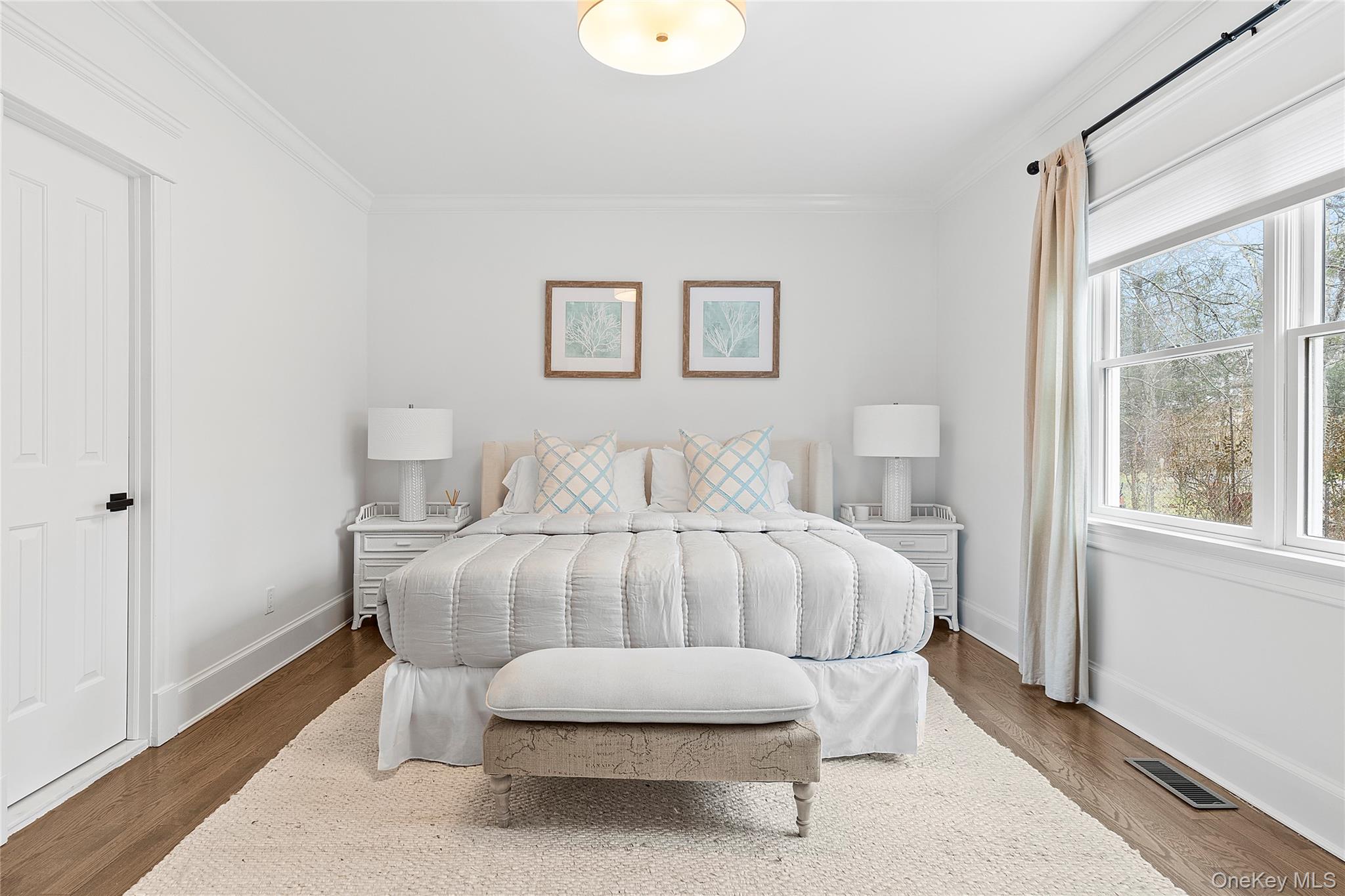 1106 N Sea Road, Southampton, NY 11968