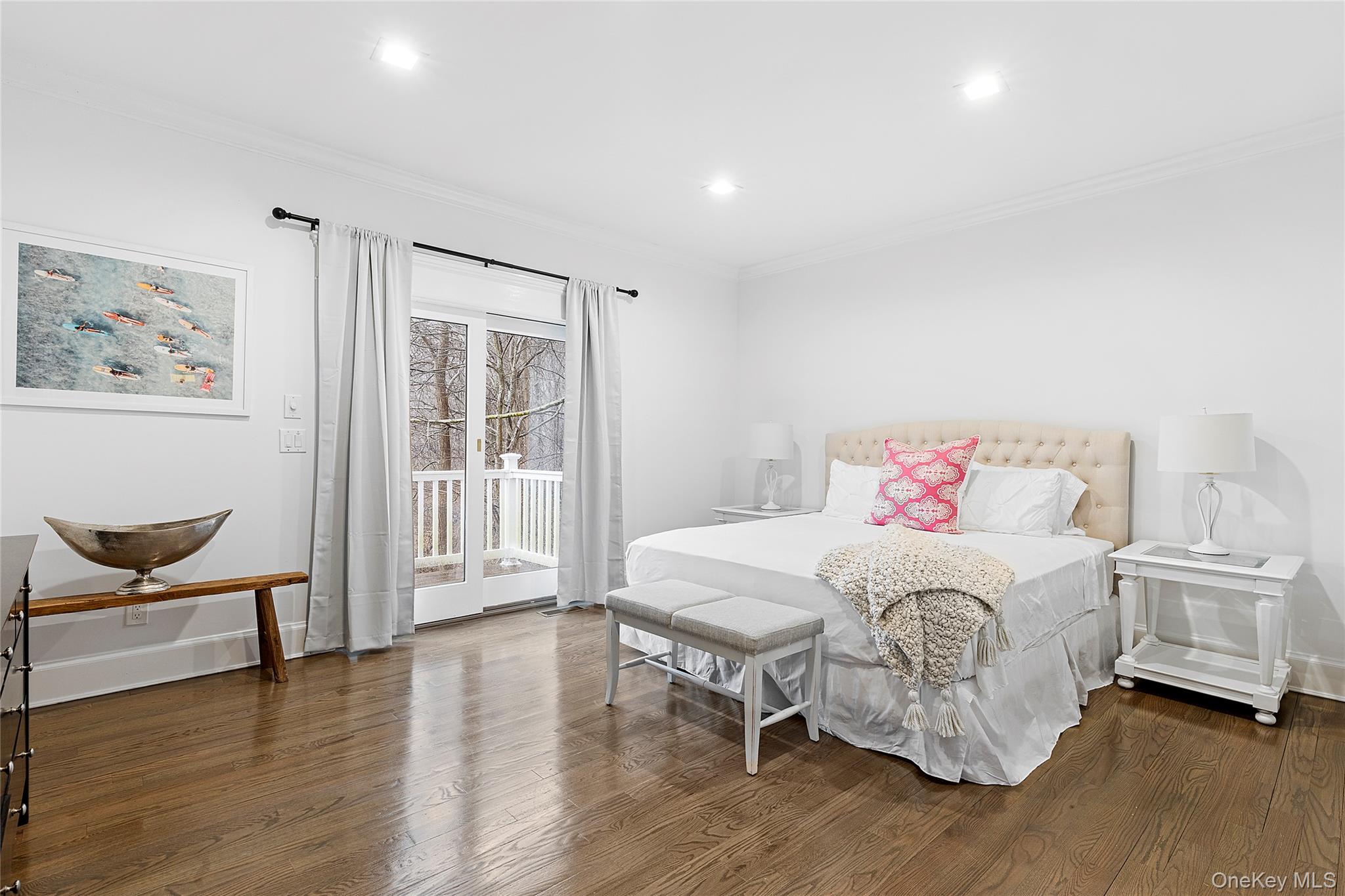 1106 N Sea Road, Southampton, NY 11968