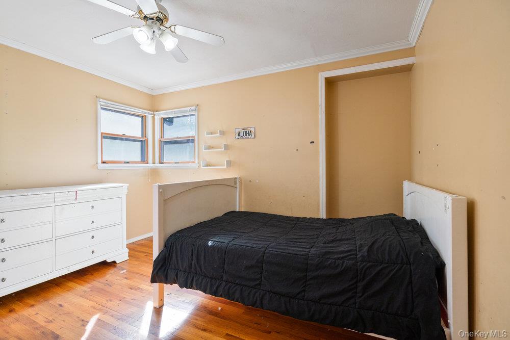 21 Larry Road, Selden, NY 11784