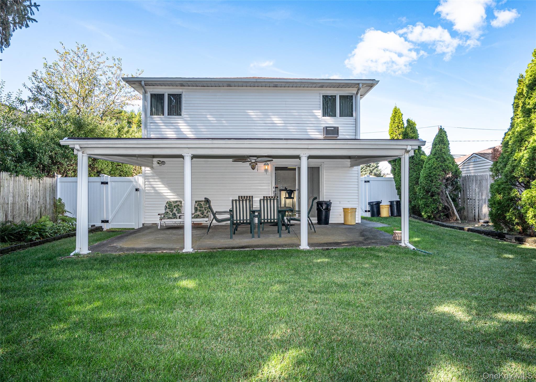 34 Scherer Street, Bethpage, NY 11714