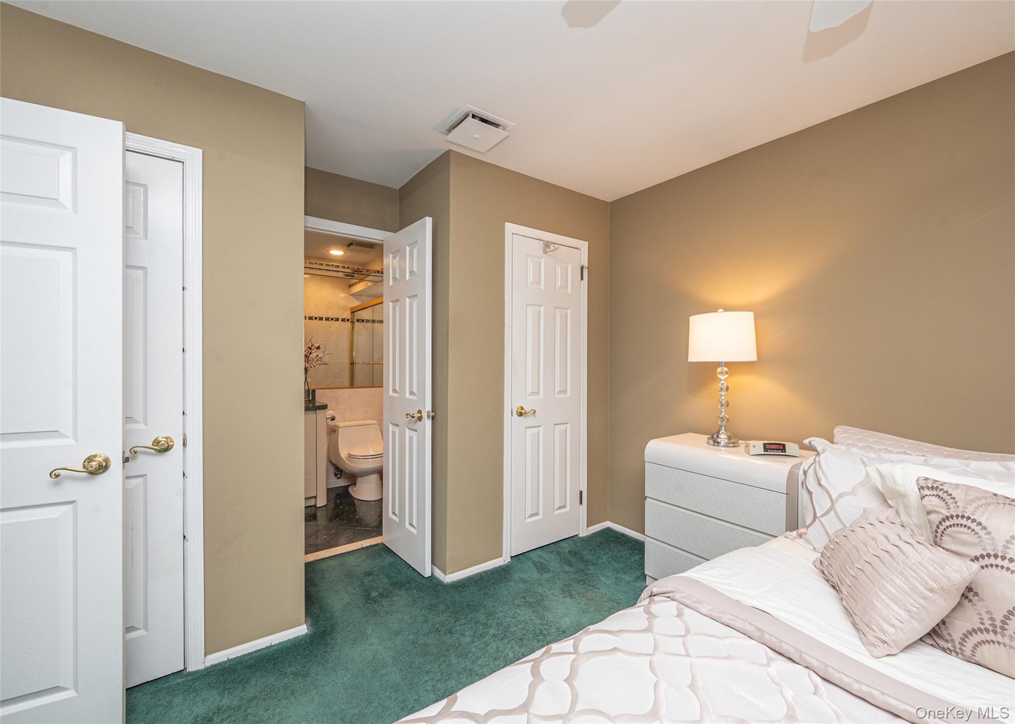 34 Scherer Street, Bethpage, NY 11714