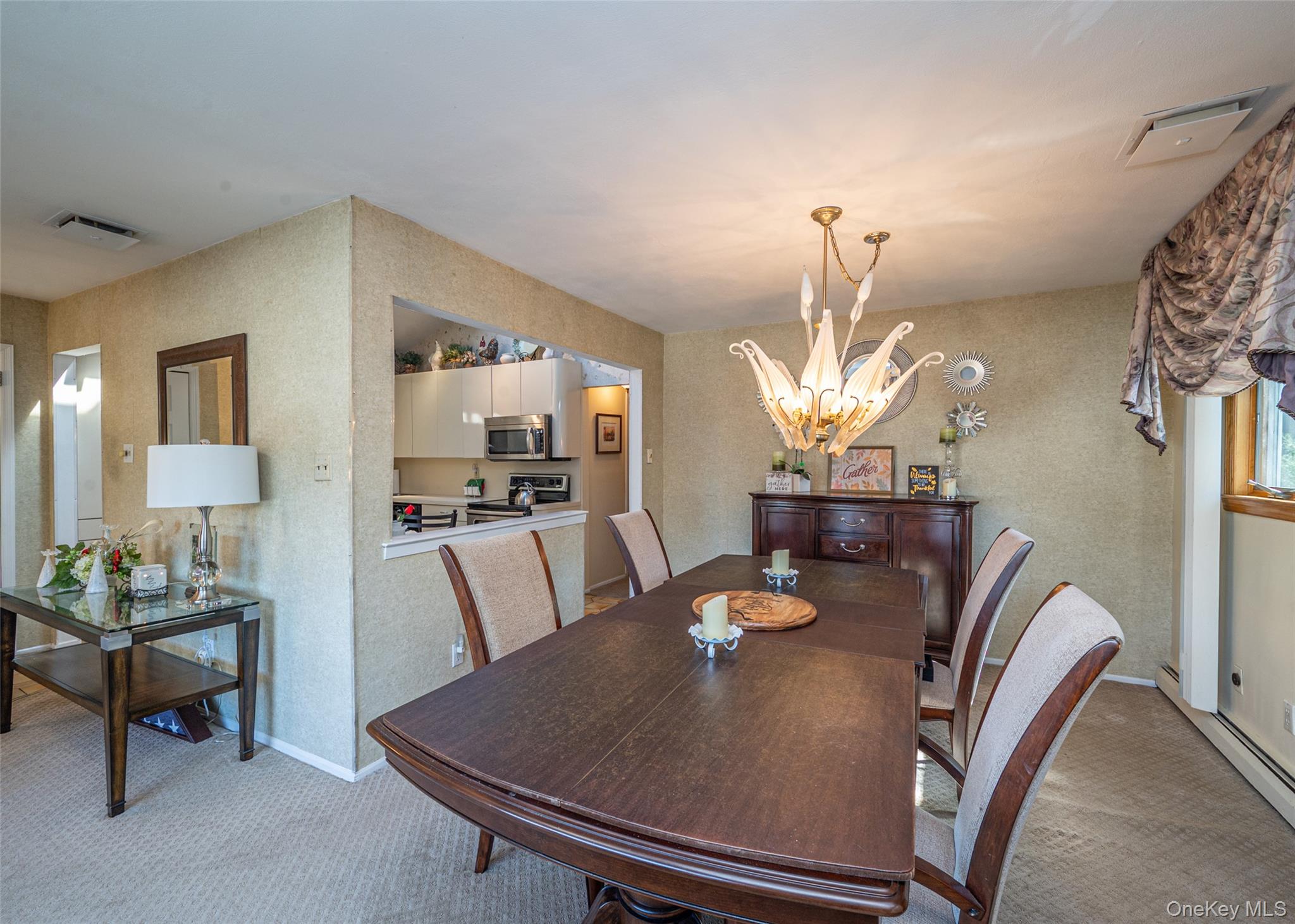 34 Scherer Street, Bethpage, NY 11714