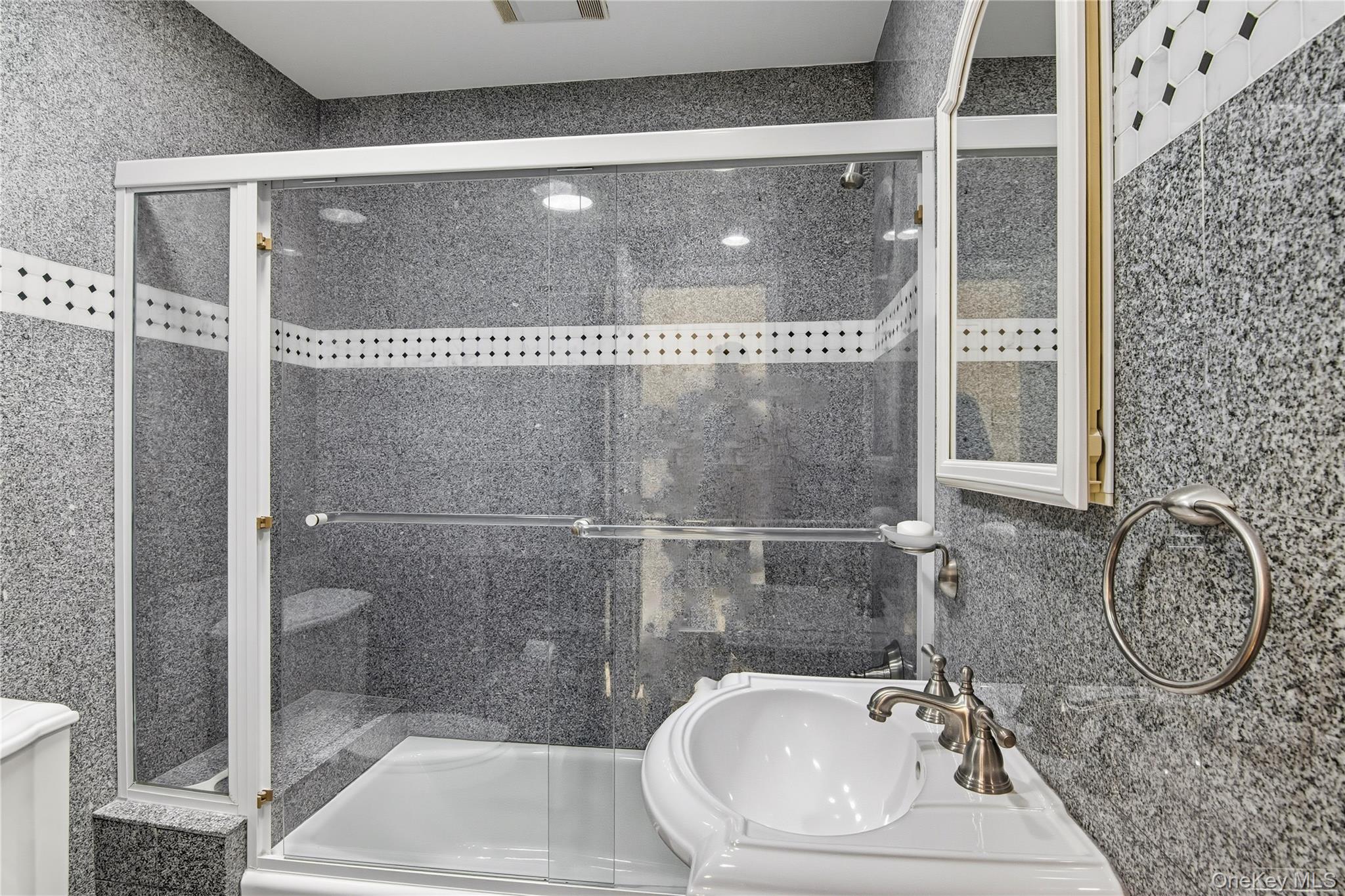 27 Mohring Bay Court, Bayville, NY 11709