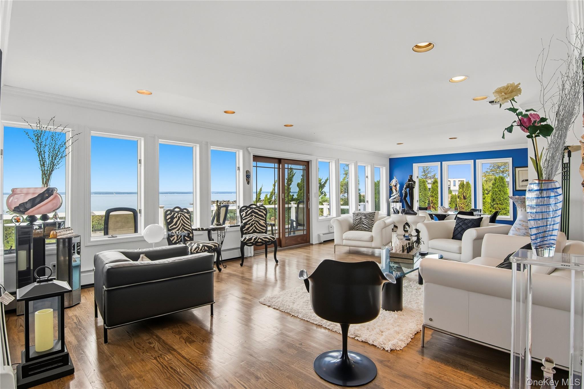 27 Mohring Bay Court, Bayville, NY 11709