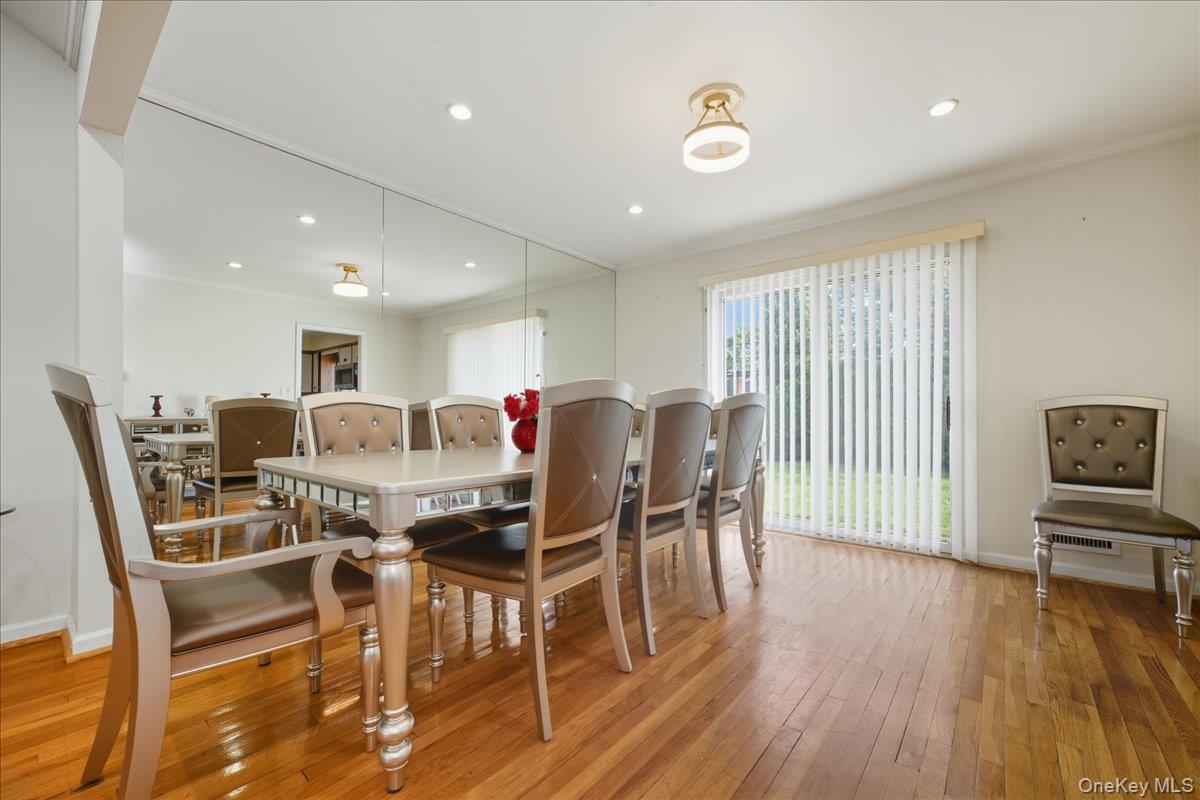 1982 Stratford Drive, Westbury, NY 11590