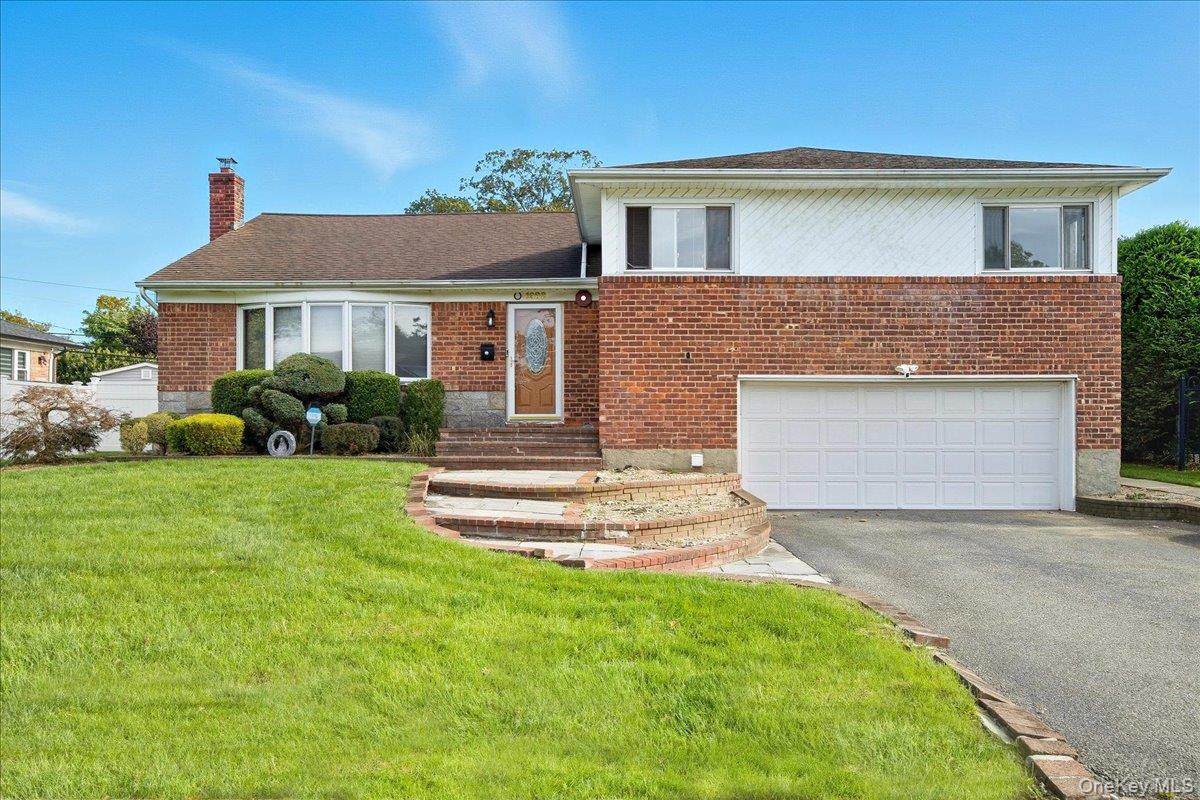 1982 Stratford Drive, Westbury, NY 11590